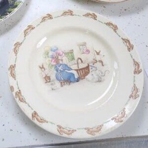BUNNYKINS Royal Doulton Vintage 1940s Porcelain Plate "Mr. Piggly's Stores" 8x8